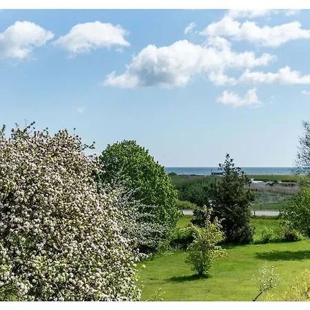 With 2 Bedrooms Vakantiehuis