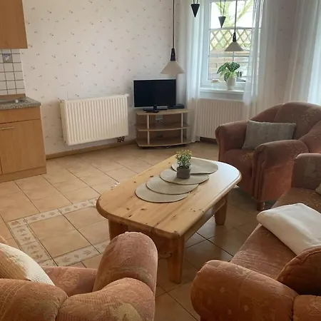 With 2 Bedrooms Vakantiehuis